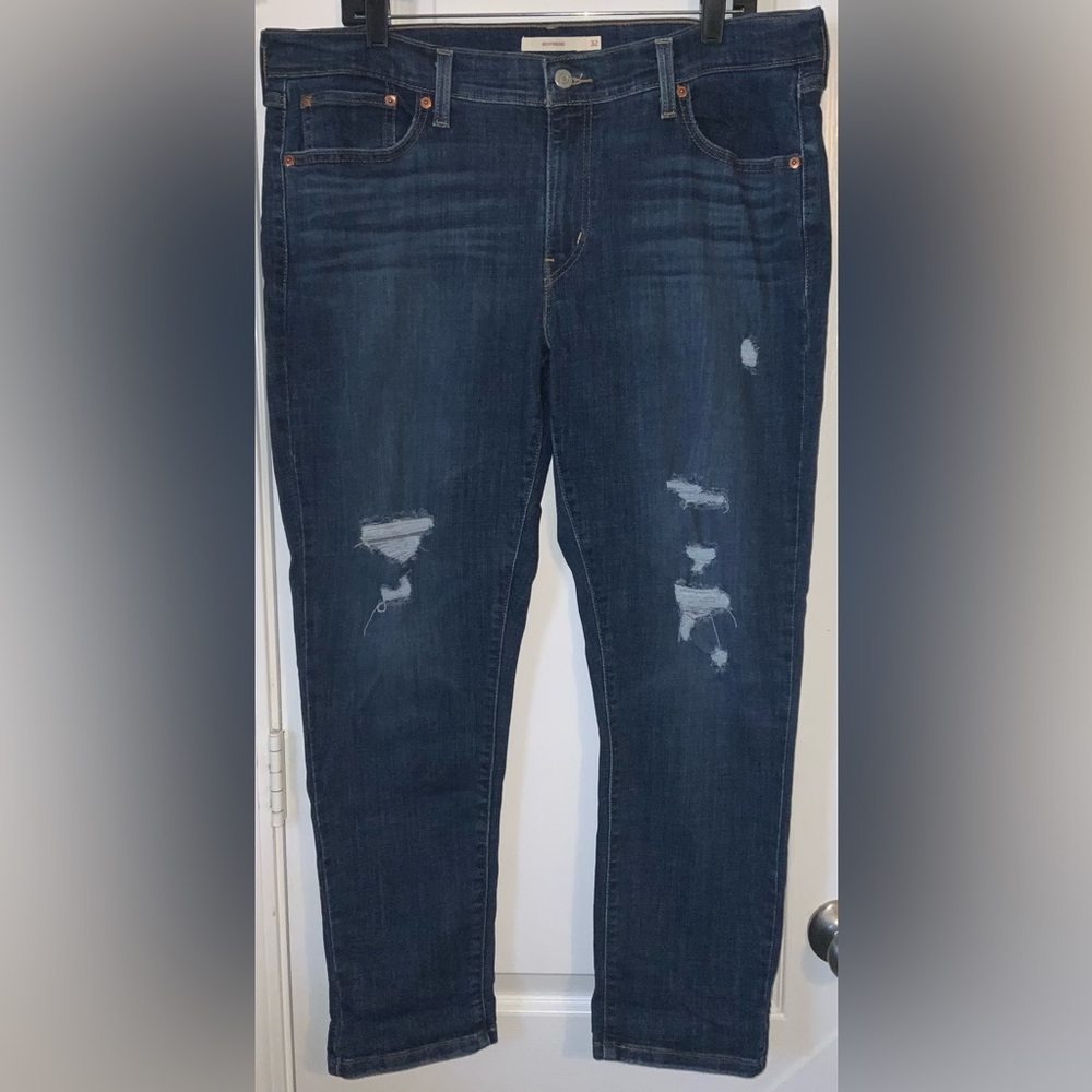 Levi's Dark Blue Distressed Boyfriend Jeans Size 32